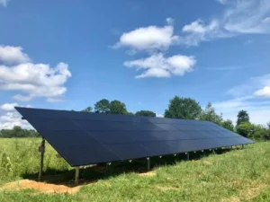 Earth Right Mid-Atlantic ground mounted solar panels